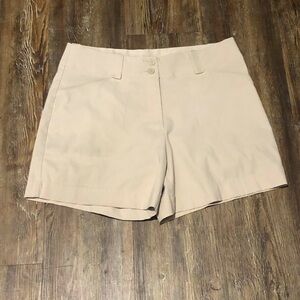 Nike Shorts Women's Small Golf Nike Fit Dry Khaki Athletic Versatile Outdoor